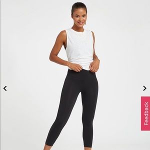 SPANX- Look at Me Now Seamless Cropped Leggings